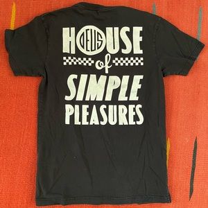 Deus Ex Machina “House of Simple Pleasures” Medium Black T Shirt